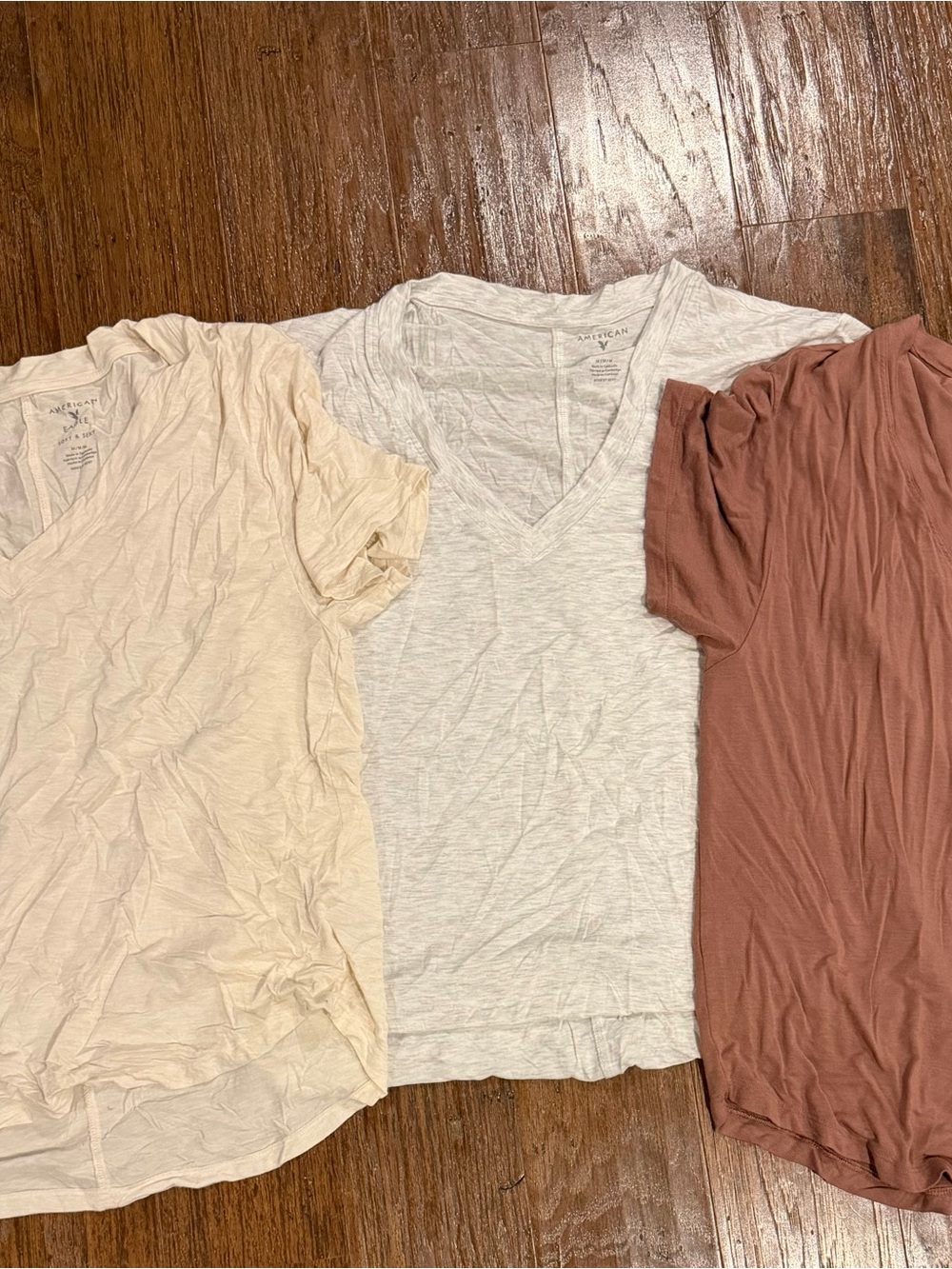 3 women’s American Eage Soft and Sexy Tees medium